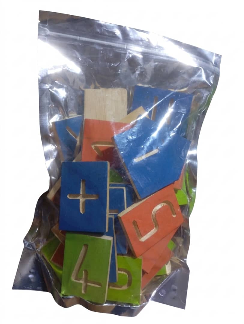 JEDUC Chiffres Creux un paquet de plaquettes creuses en bois naturel 15 piece – GTIN 6176000181880