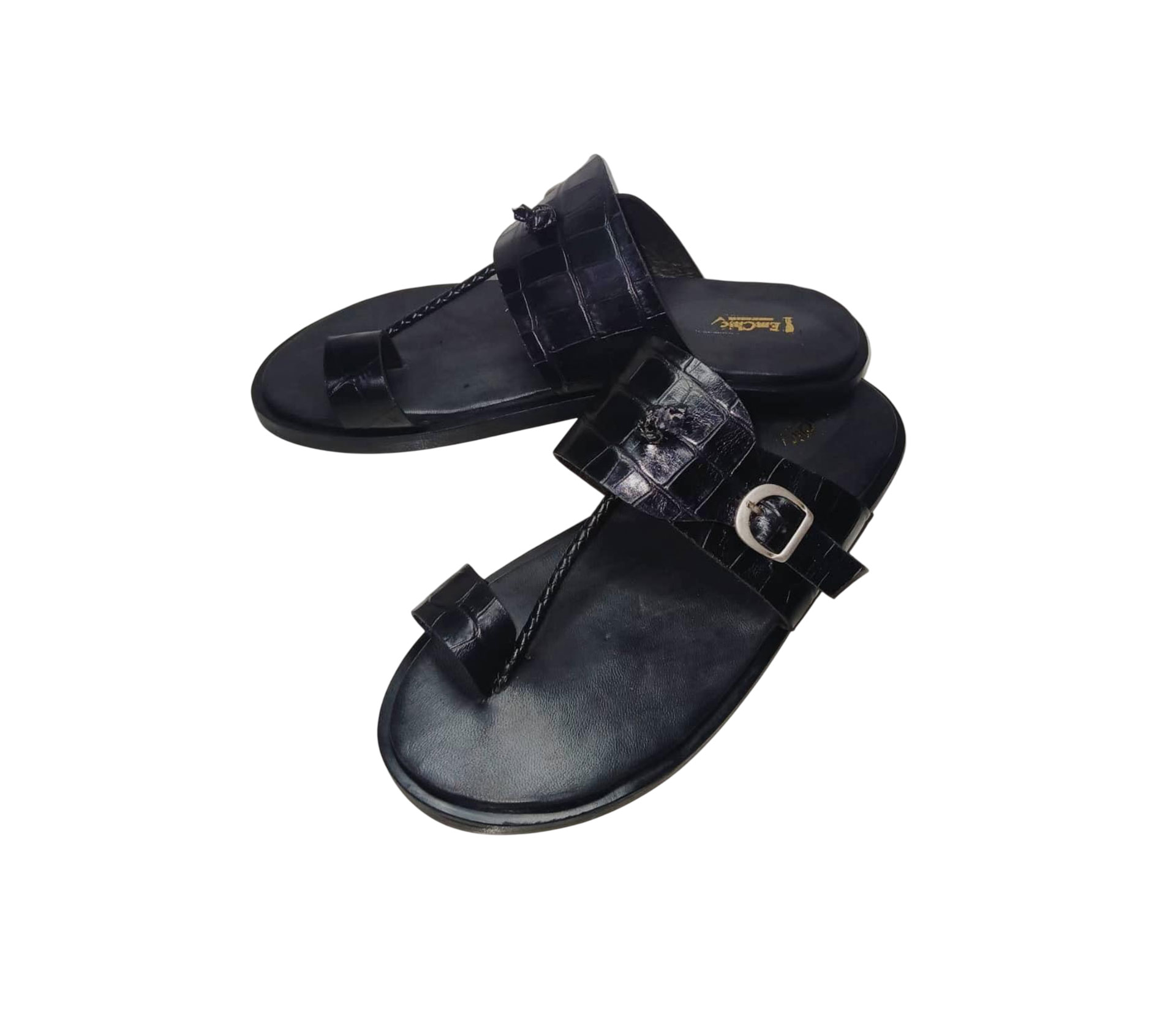 EMCHIC Babouche EKOTTO , véritable cuir noir motif croco ou lisse , boucle argentée. Disponible en noir motif croco et cuir lisse 1 Pair – GTIN 6176000139607